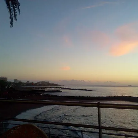Parque De Las Americas Apartment *